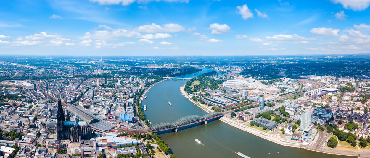 Festive Greetings From the Rhine